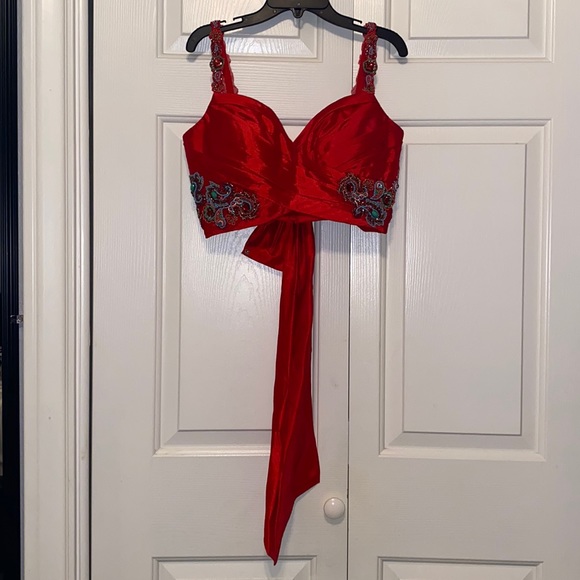 Sherri Hill Prom Dress - Picture 2 of 9